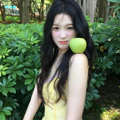 洛洛2019海报